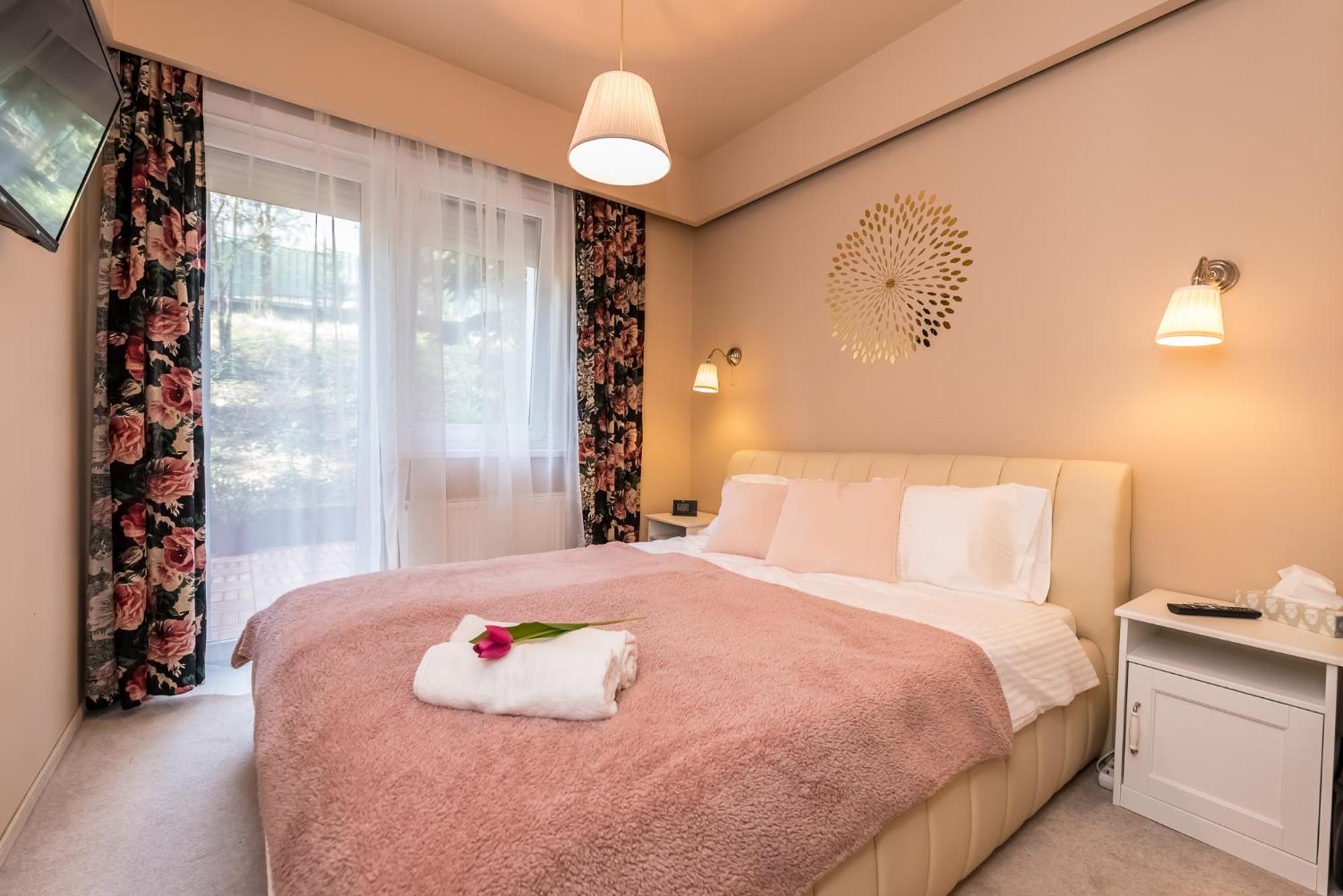 Szabi Buda New Terrace Apartment Budapest