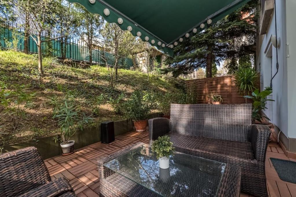 Szabi Buda New Terrace Apartamento Budapeste